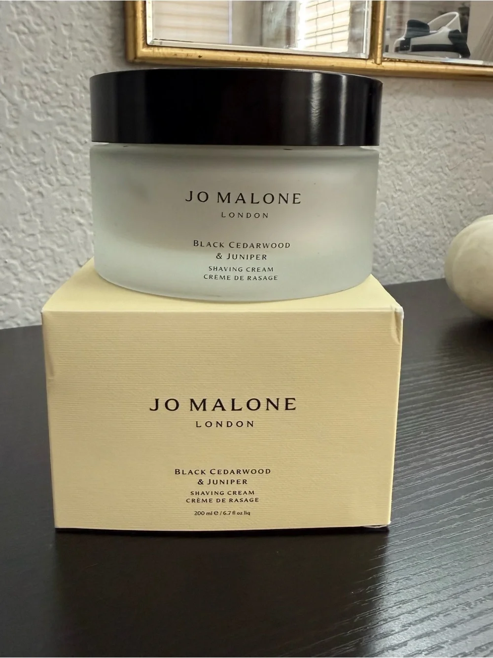 Jo Malone black cedarwood&juniper shaving cream